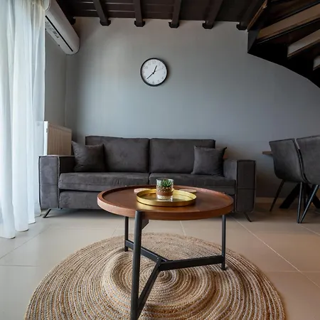 Sea La Vie & Maisonette *