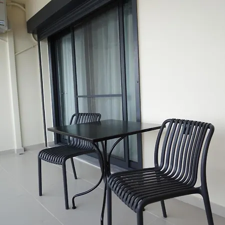 Apartment Sea La Vie & Maisonette Livanátai