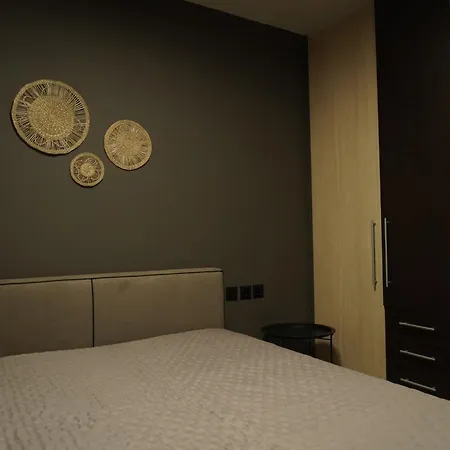 Sea La Vie & Maisonette *